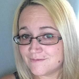 Meet your Posher, Carly